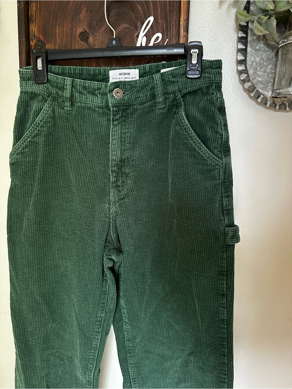Women’s Green Cotton on Corduroy carpenter Pants - size 6